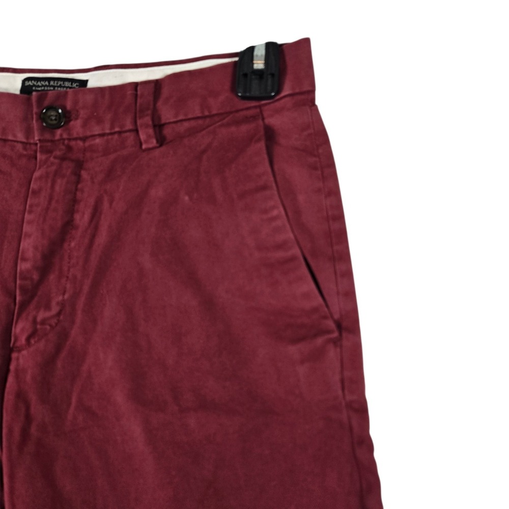 Banana Republic Emerson Shorts Mens 31 Solid Burgundy Chino Cotton Preppy - Picture 2 of 8